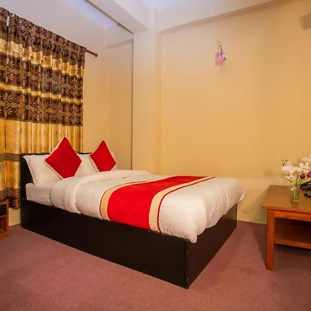 Oyo 139 Hotel Sujata Inn